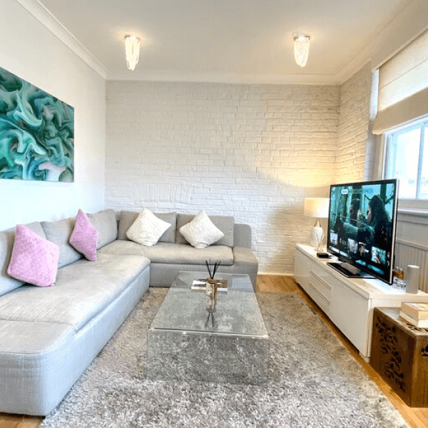 LUXURY STUDIO